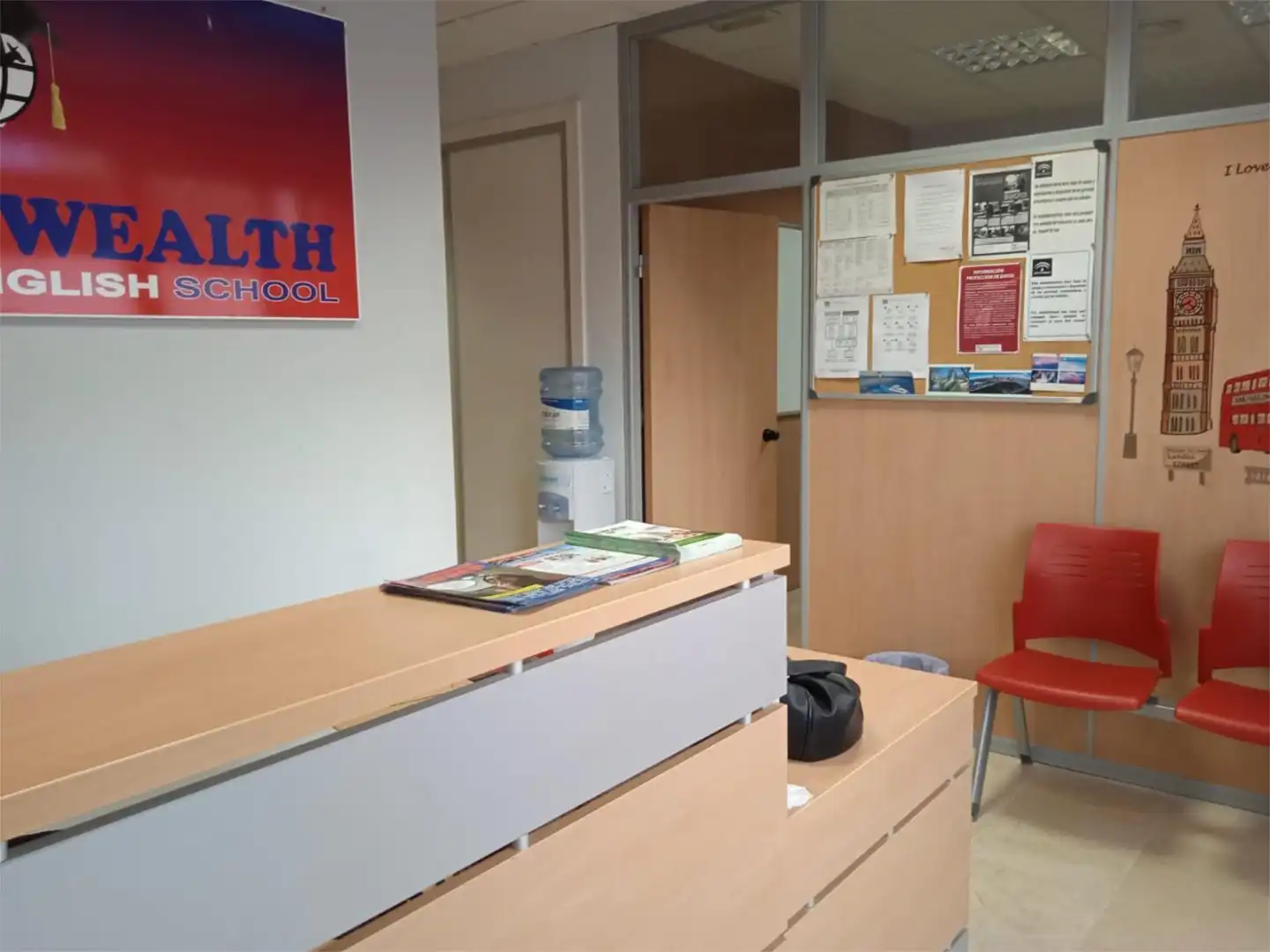 Commercial properties for sale in Calle Estrella Rigel, 1, Pino Montano - Consolación Commercial properties for sale in Sevilla with Air Conditioner and Heating