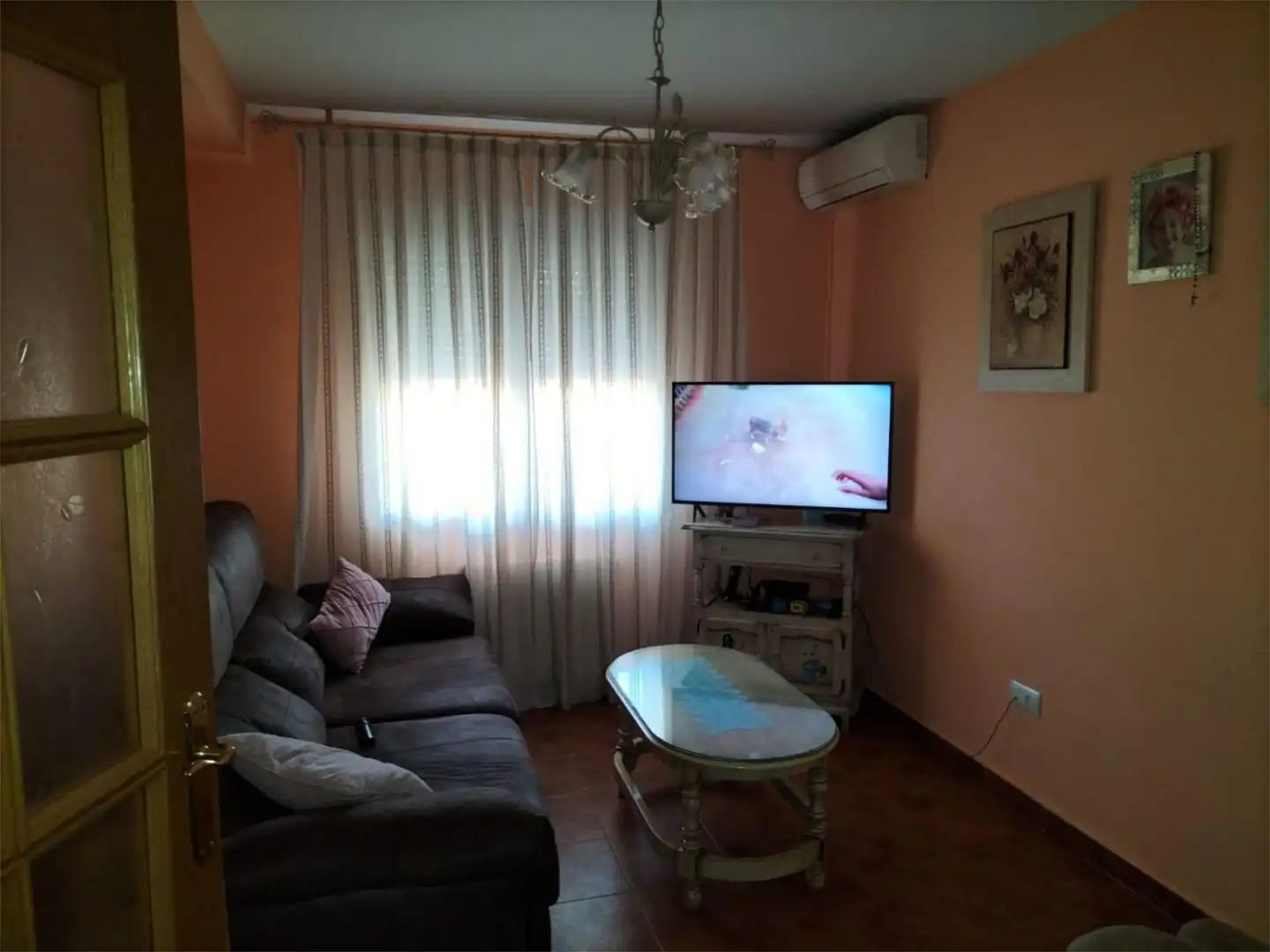 Casa o xalet en venda a CM-4101, 65, Calera y Chozas Sala d'estar de Casa o xalet en venda en Calera y Chozas amb Aire condicionat, Calefacció i Parquet