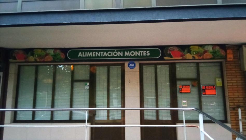 Premises to rent in Calle Alcalde Luis Treillard, 4, Salinas, Asturias - image 1 Photo 1 of Premises to rent in Calle Alcalde Luis Treillard, 4, Salinas, Asturias