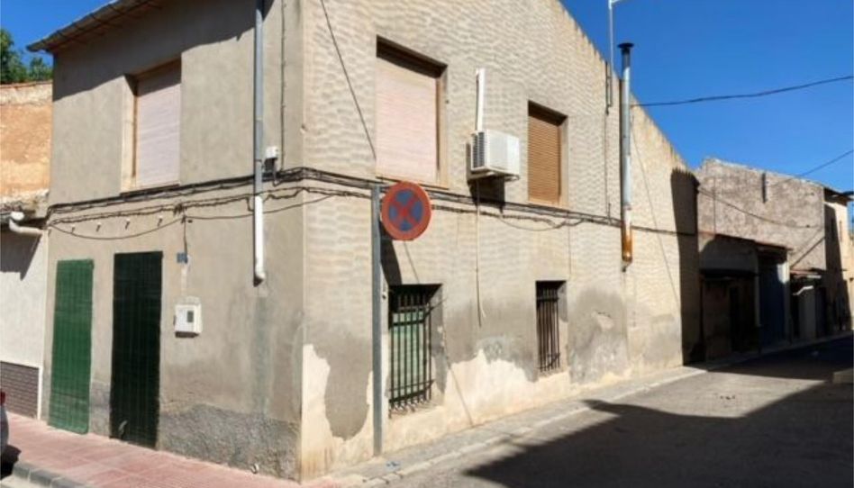 Casa adosada en venta en Plaza de la Concordia, 14, Algueña, Alicante - imagen 1 Foto 1 de Casa adosada en venta en Plaza de la Concordia, 14, Algueña, Alicante