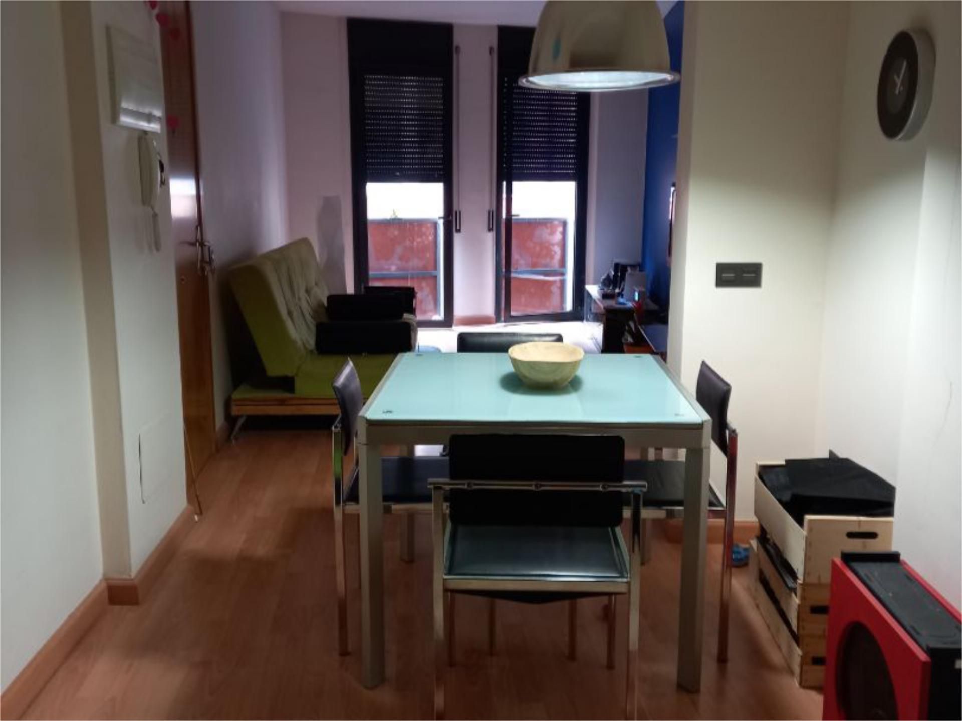 Comedor de Piso en venta en Manresa con Calefacción, Parquet y Terraza