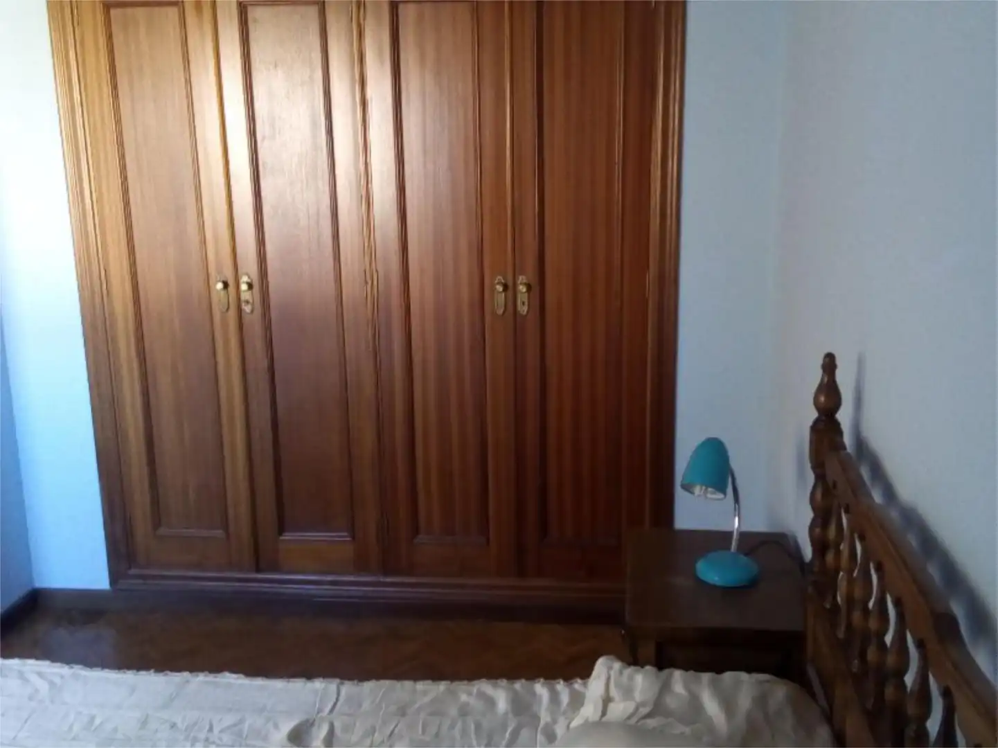 Room in Calle de Azorín, 103, Trobajo del Camino Bedroom of Flat for share in San Andrés del Rabanedo with Heating, Private garden and Parquet flooring