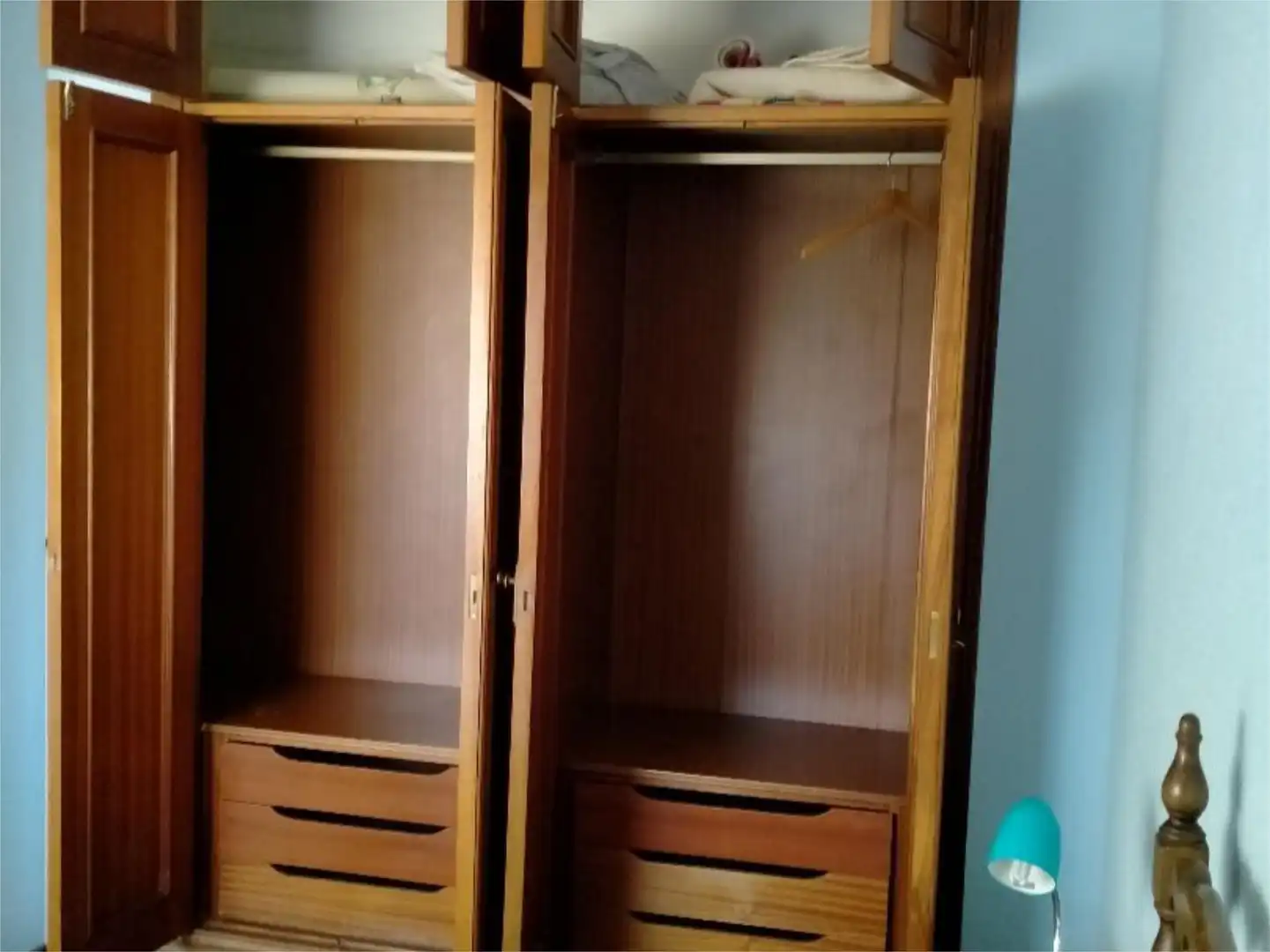 Room in Calle de Azorín, 103, Trobajo del Camino Bedroom of Flat for share in San Andrés del Rabanedo with Heating, Private garden and Parquet flooring