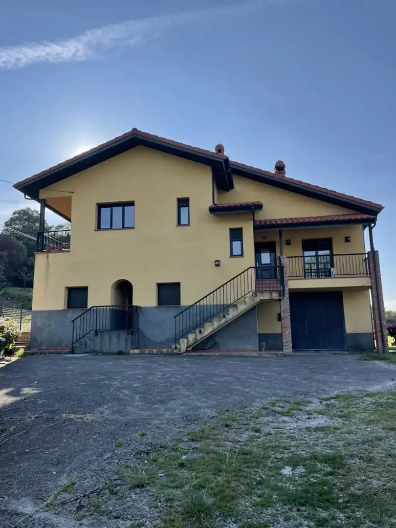 Finca rústica en venta en Lugar Junco, 29a, Ribadesella Vista exterior de Finca rústica en venta en Ribadesella con Terraza y Balcón
