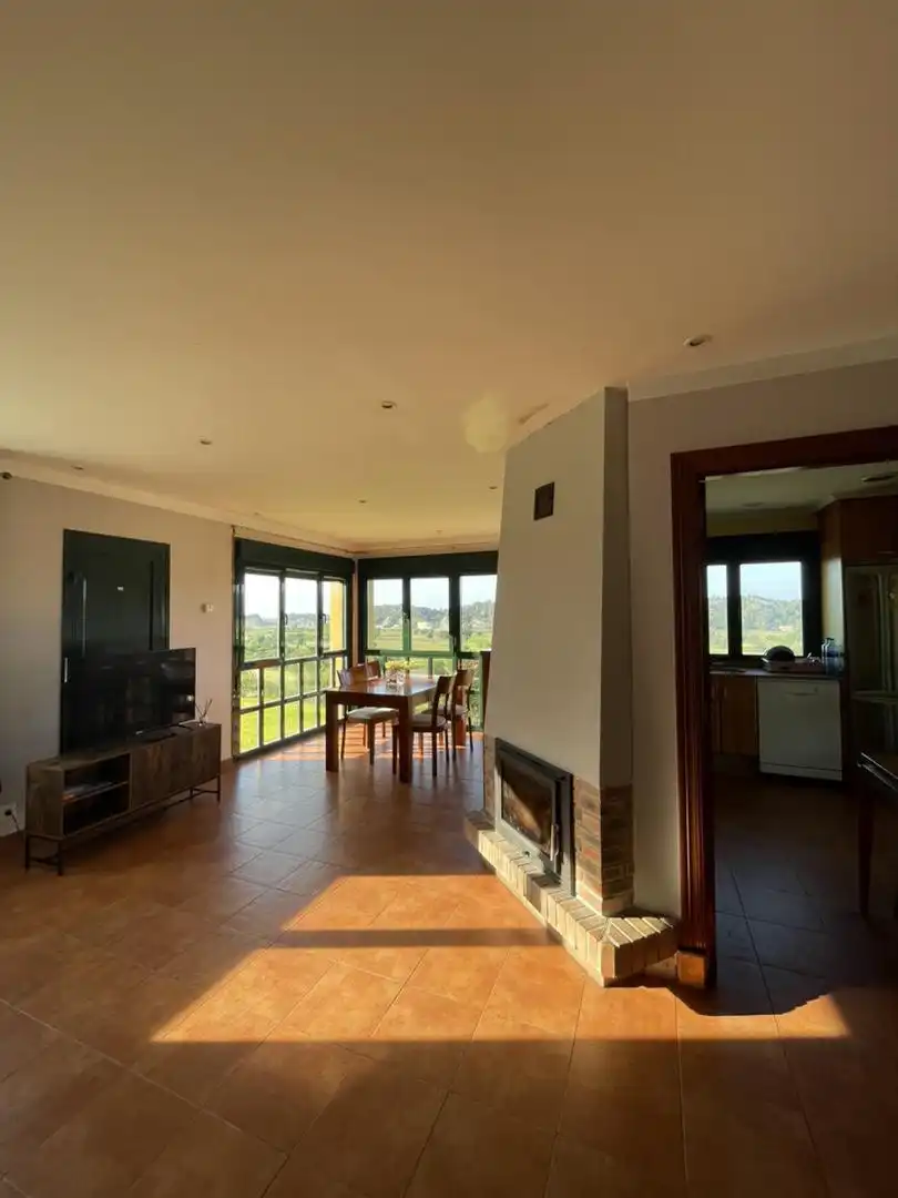 Finca rústica en venta en Lugar Junco, 29a, Ribadesella Comedor de Finca rústica en venta en Ribadesella con Terraza y Balcón