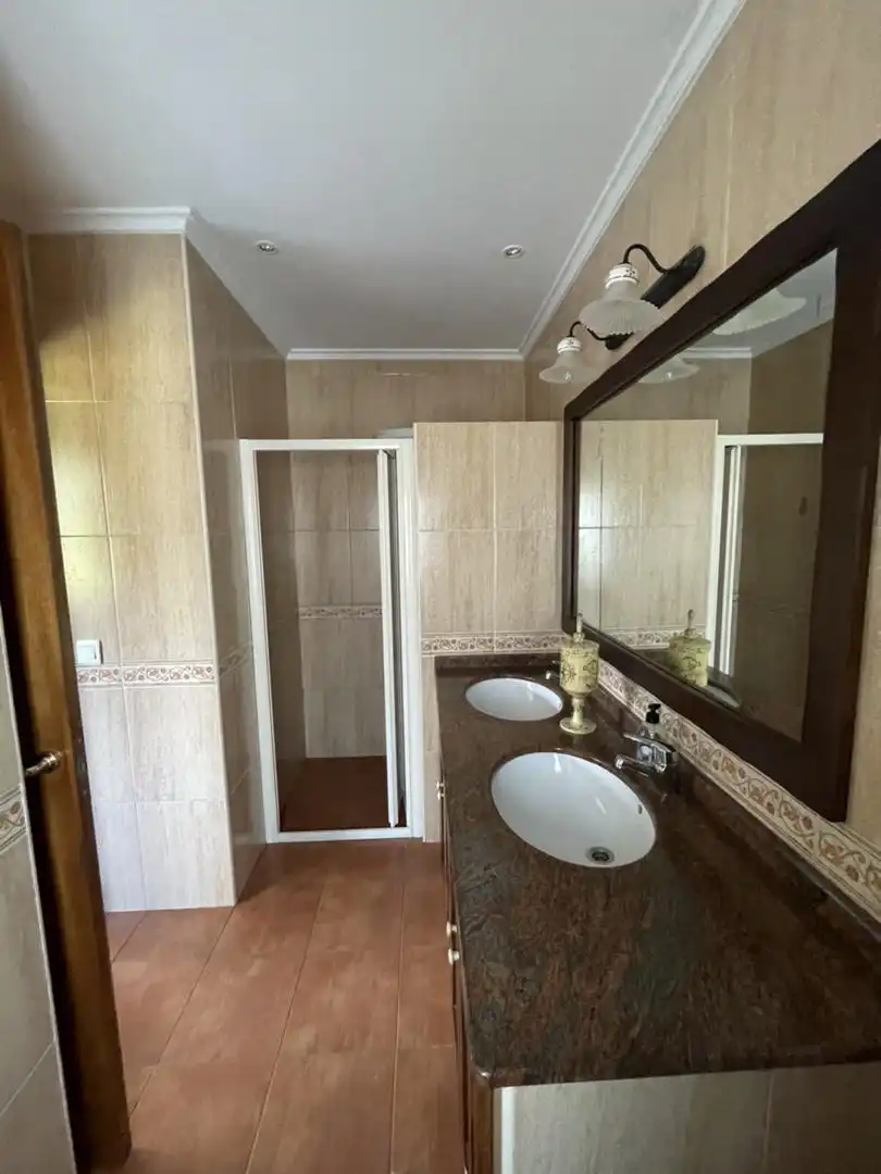 Finca rústica en venta en Lugar Junco, 29a, Ribadesella Baño de Finca rústica en venta en Ribadesella con Terraza y Balcón