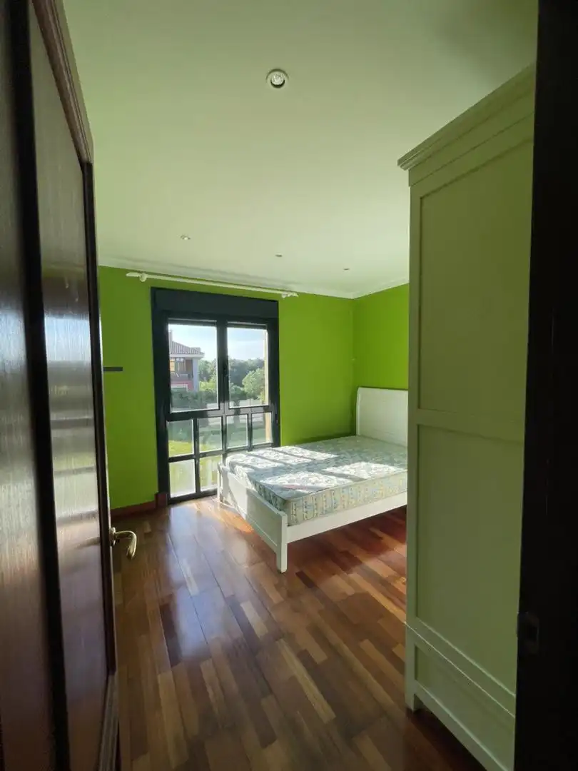 Finca rústica en venta en Lugar Junco, 29a, Ribadesella Habitación de Finca rústica en venta en Ribadesella con Terraza y Balcón