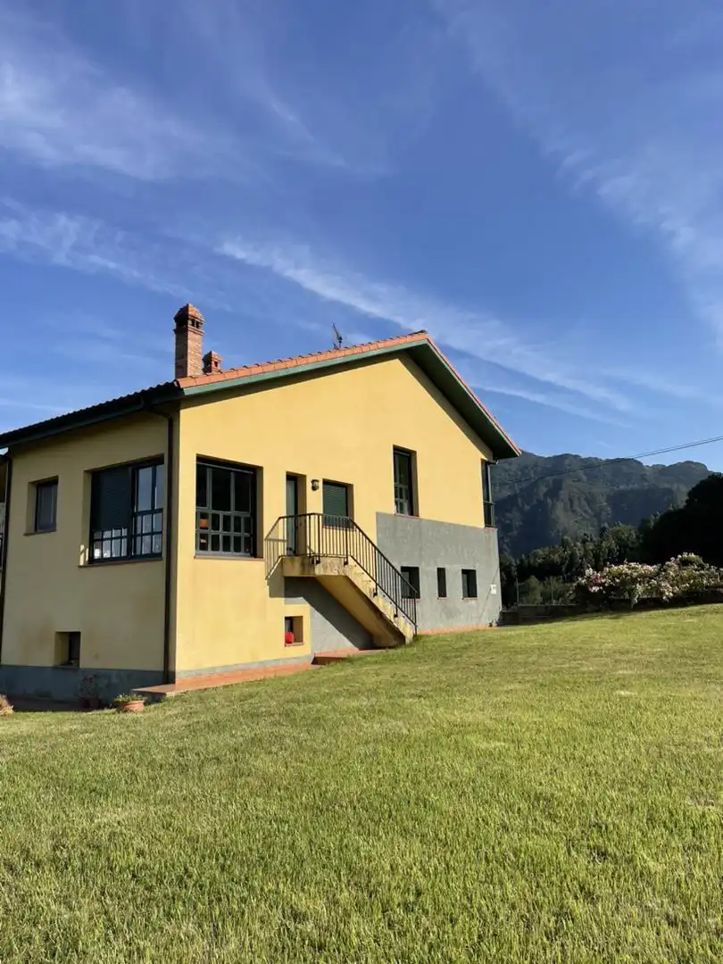 Finca rústica en venta en Lugar Junco, 29a, Ribadesella Vista exterior de Finca rústica en venta en Ribadesella con Terraza y Balcón