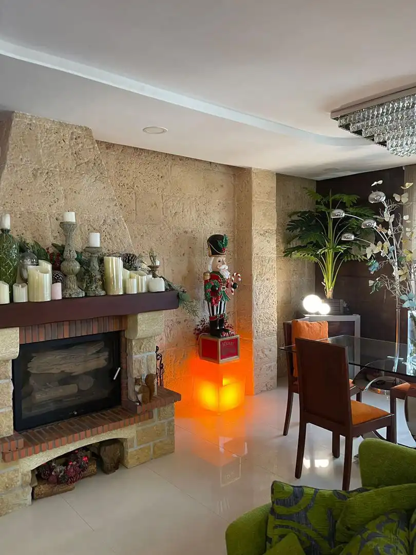Ático en venta en Camino Ciudad de Málaga, 4, Isaac Peral Sala de estar de Ático en venta en Melilla con Aire acondicionado, Calefacción y Jardín privado