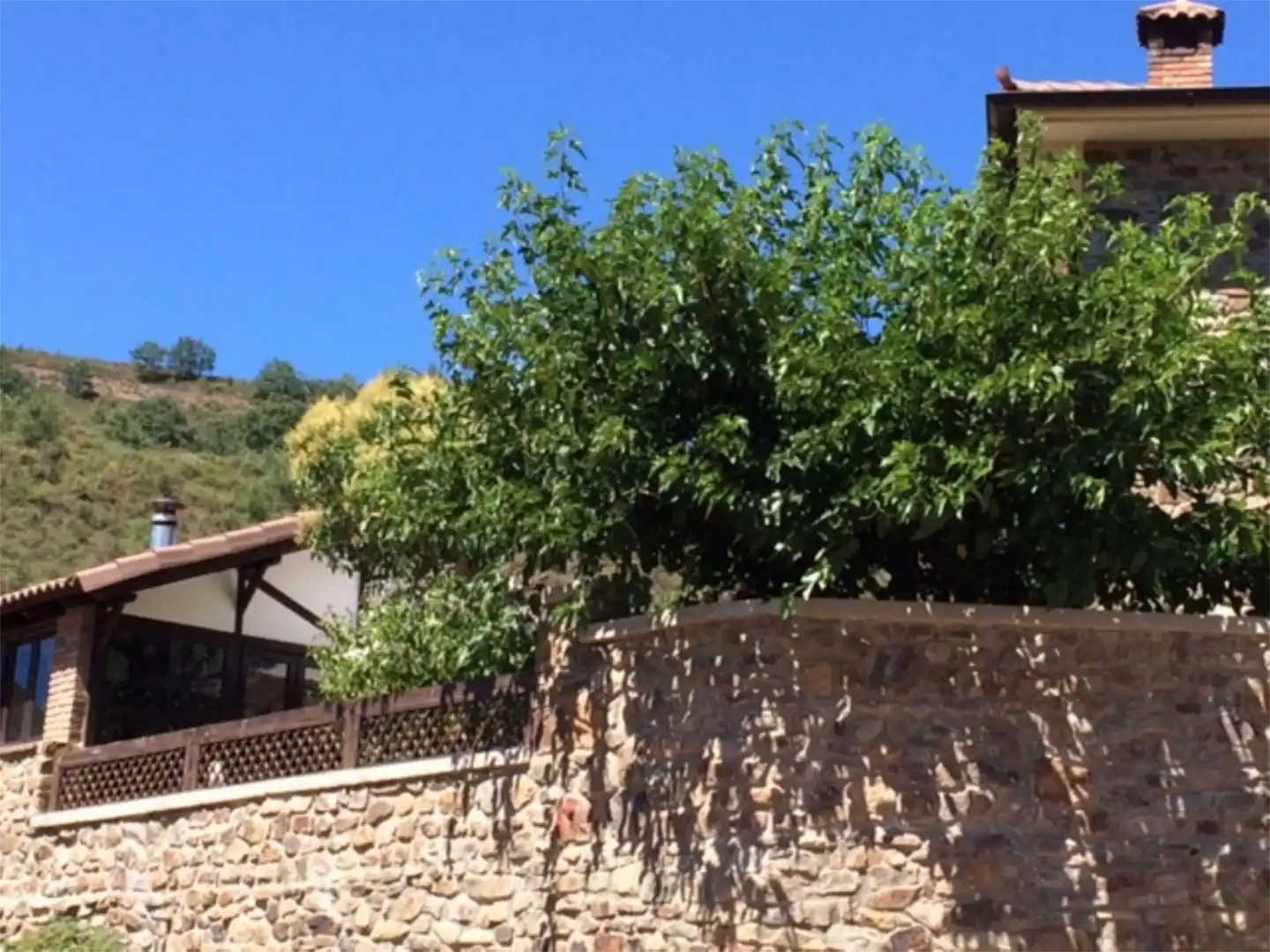Casa o xalet en venda a Calle San Pedro, 20, Laguna de Cameros Jardí de Casa o xalet en venda en Laguna de Cameros amb Calefacció, Jardí privat i Parquet