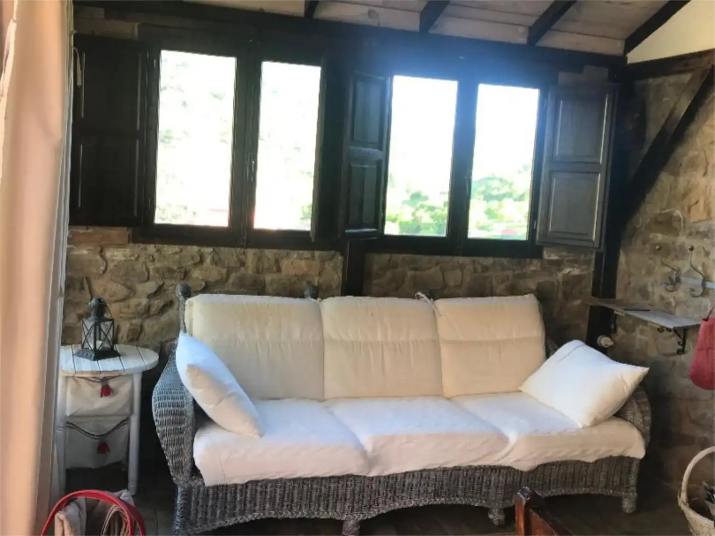 Casa o xalet en venda a Calle San Pedro, 20, Laguna de Cameros Jardí de Casa o xalet en venda en Laguna de Cameros amb Calefacció, Jardí privat i Parquet