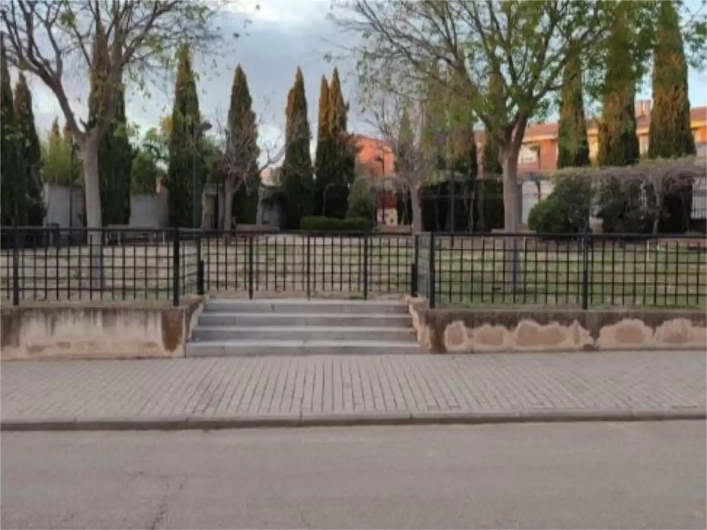 Außenansicht von Bebaubares Gelände zum Verkauf in Calzada de Oropesa