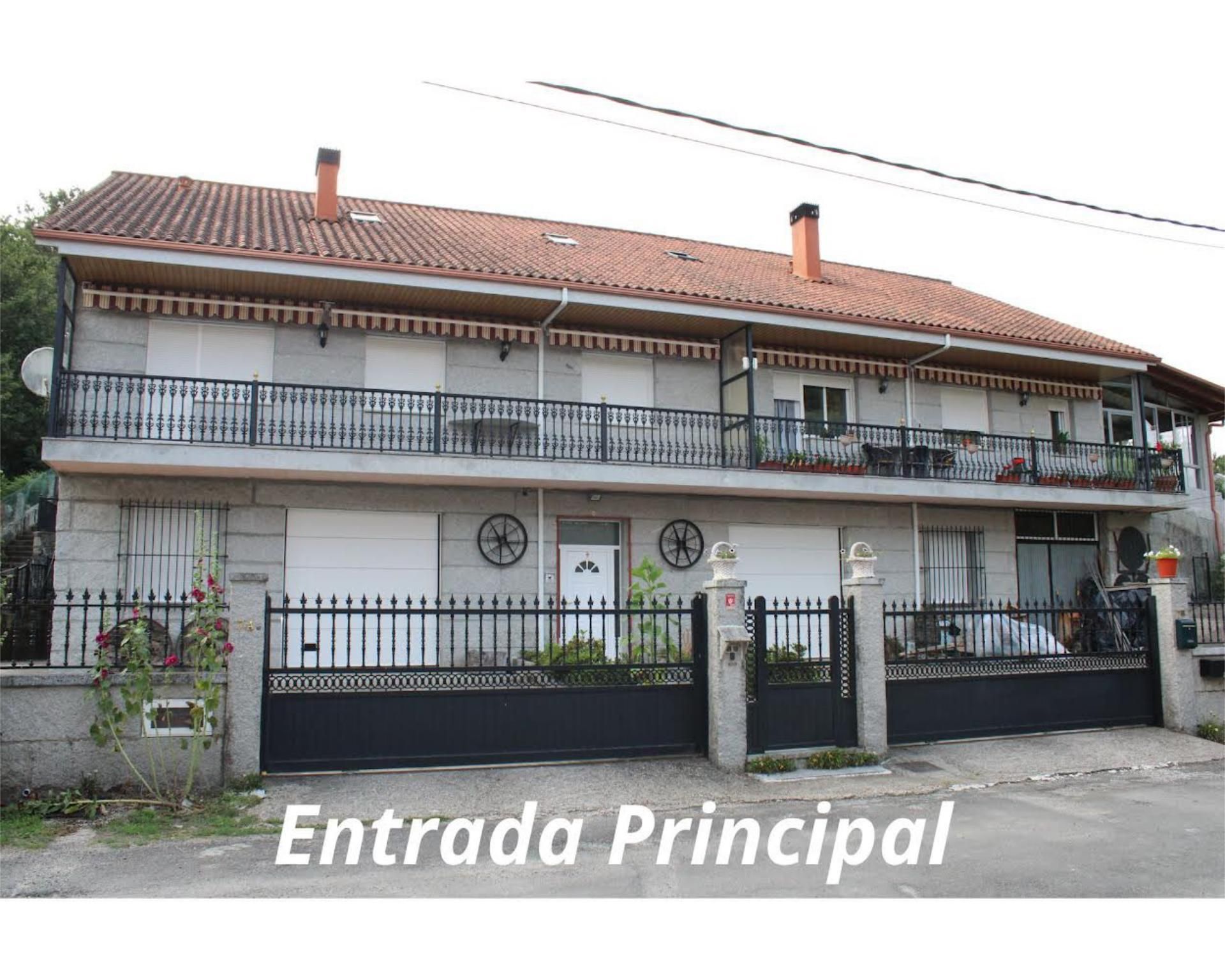 Vista exterior de Casa o xalet en venda en Melón amb Calefacció, Jardí privat i Terrassa