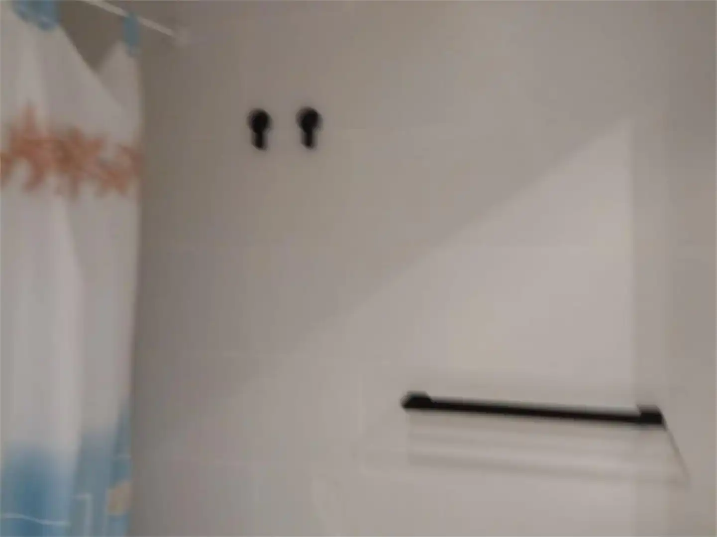 Wohnung zur Miete in Calle Martínez Maldonado, 32, Los Castillejos - La Trinidad Badezimmer von Wohnung zur Miete in Málaga Capital mit Klimaanlage und Balkon