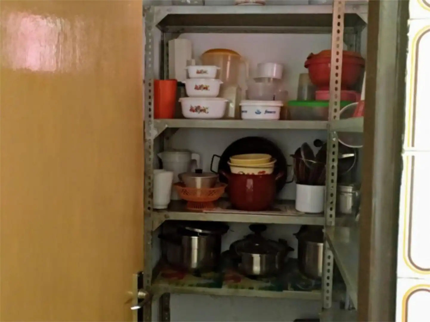 Wohnung zum Verkauf in Calle Castilla, 23, Almadén de la Plata Küche von Wohnung zum Verkauf in Almadén de la Plata mit Privatgarten, Terrasse und Möbliert
