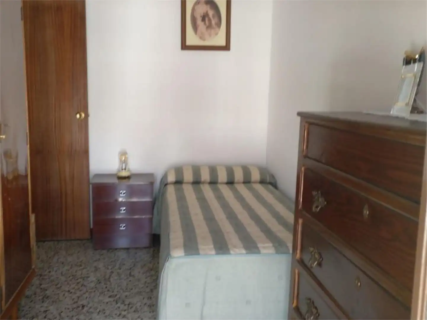 Wohnung zum Verkauf in Calle Castilla, 23, Almadén de la Plata Schlafzimmer von Wohnung zum Verkauf in Almadén de la Plata mit Privatgarten, Terrasse und Möbliert