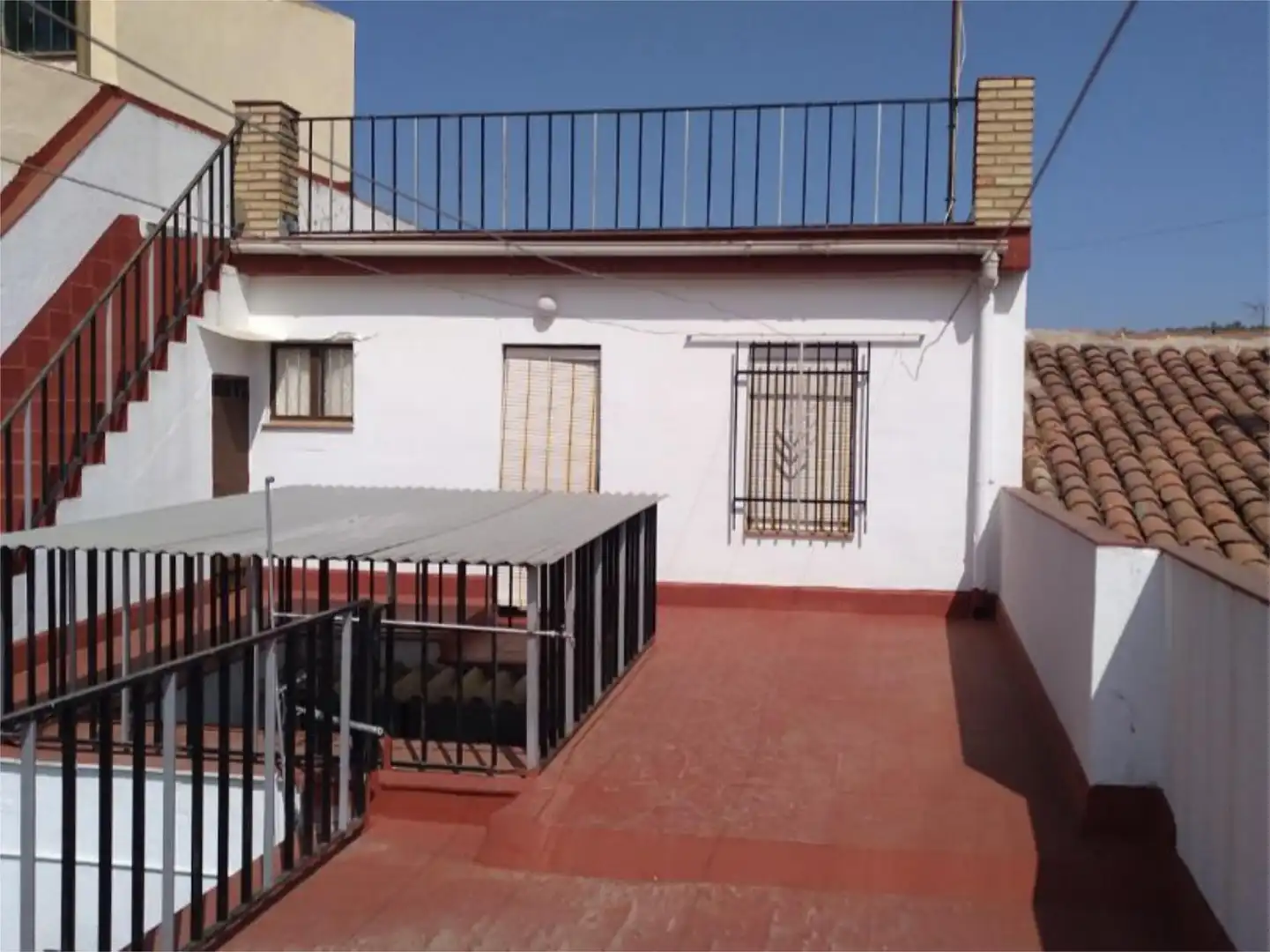 Wohnung zum Verkauf in Calle Castilla, 23, Almadén de la Plata Außenansicht von Wohnung zum Verkauf in Almadén de la Plata mit Privatgarten, Terrasse und Möbliert
