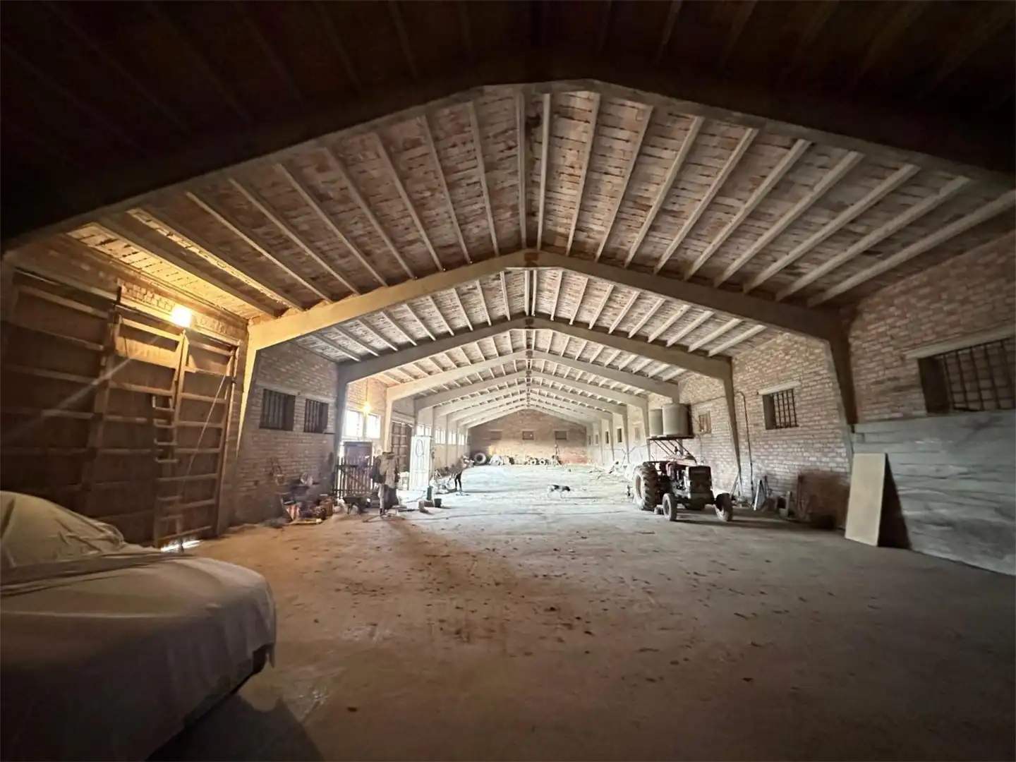 Country homes for sale in Montblanc