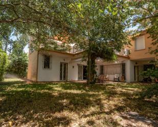 Jardí de Casa o xalet en venda en Cáceres Capital amb Terrassa