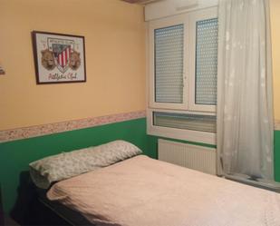 Bedroom of Flat for sale in Barakaldo 