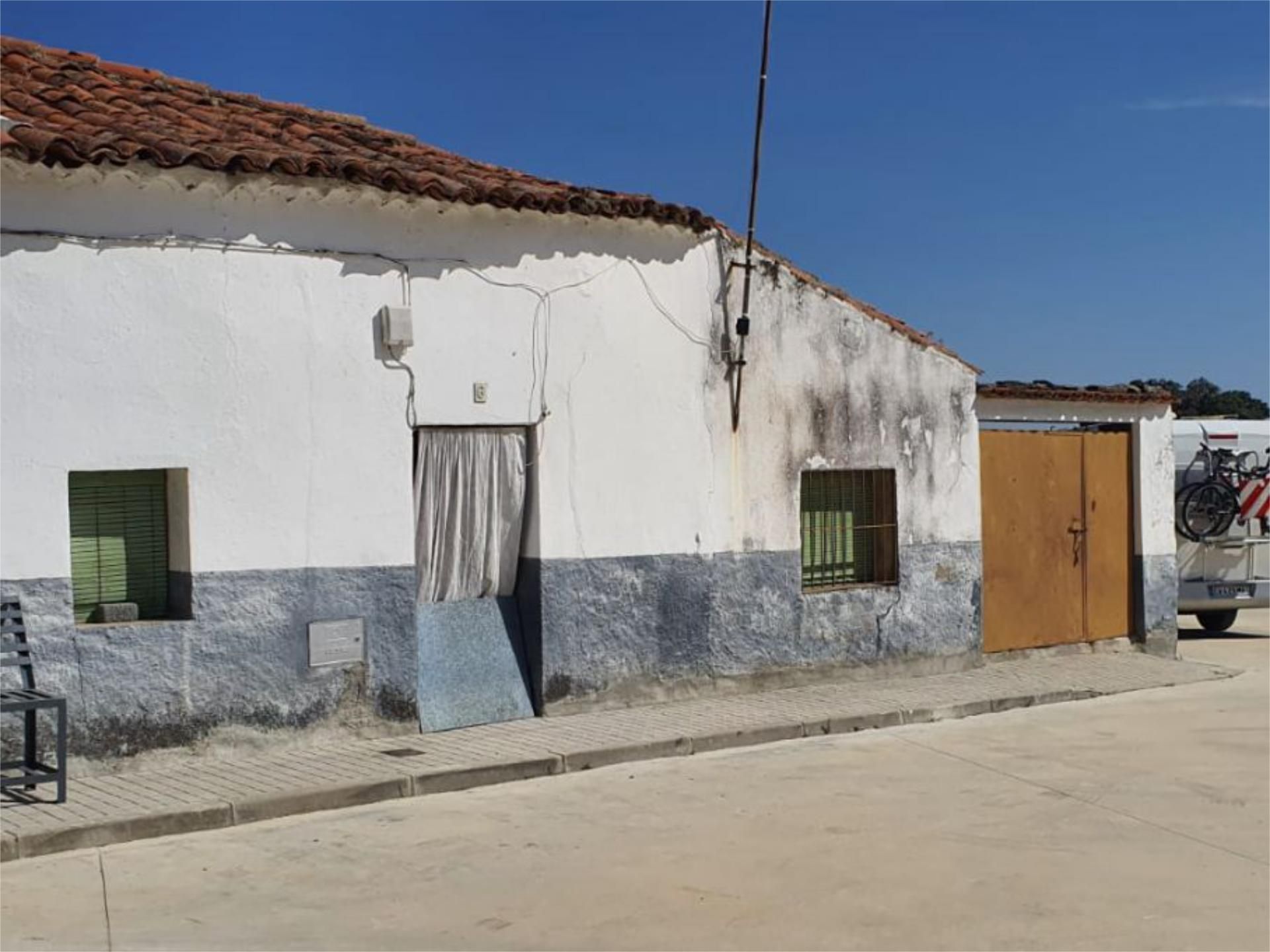 Exterior view of Flat for sale in Calzadilla