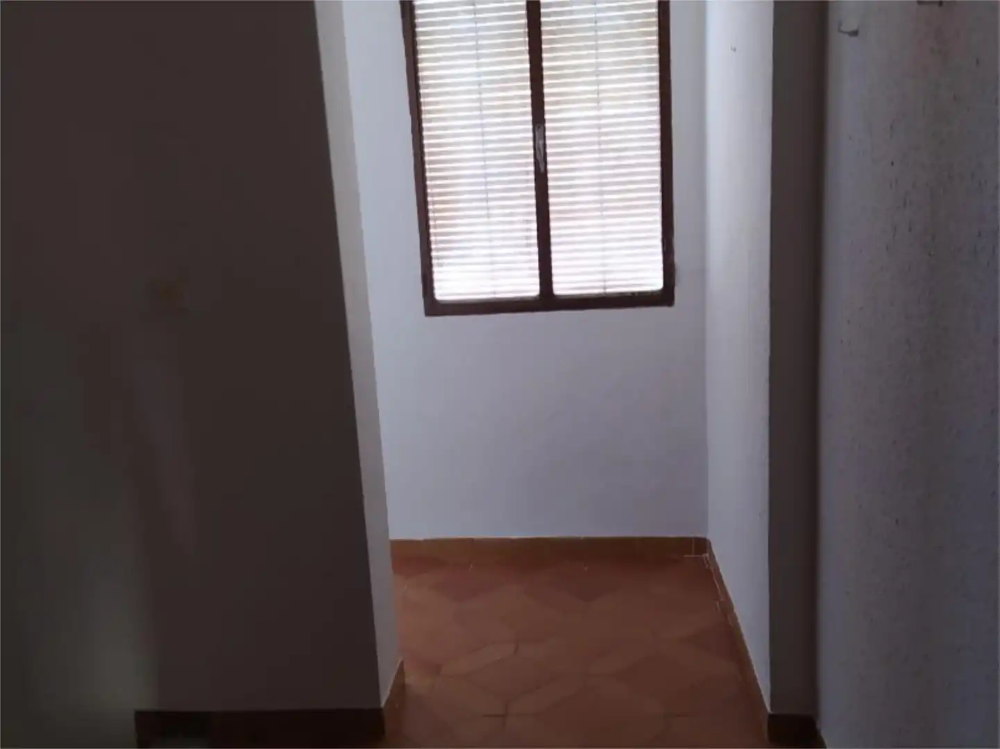 Einfamilien-Reihenhaus zum Verkauf in Calle San Blas, 12, Arjona Einfamilien-Reihenhaus zum Verkauf in Arjona mit Terrasse und Balkon