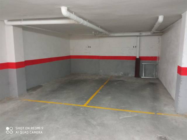 Garaje en Venta en Calle Vencejo, 23 en La Herradura centro