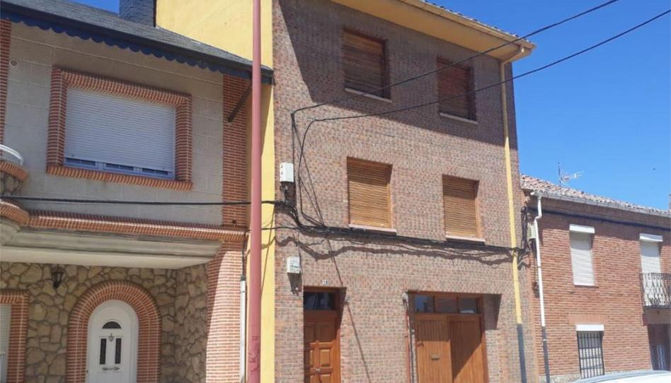 Casa o xalet en venda a Calle de San Pedro, 18, Valencia de Don Juan, León - imatge 1 Foto 1 de Casa o xalet en venda a Calle de San Pedro, 18, Valencia de Don Juan, León