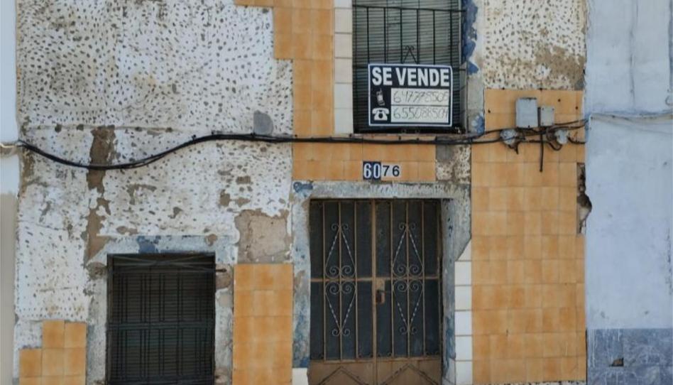 Casa adosada en venda a Calle Concepción Arenal, 60, Casco Antiguo, Badajoz - imatge 1 Foto 1 de Casa adosada en venda a Calle Concepción Arenal, 60, Casco Antiguo, Badajoz