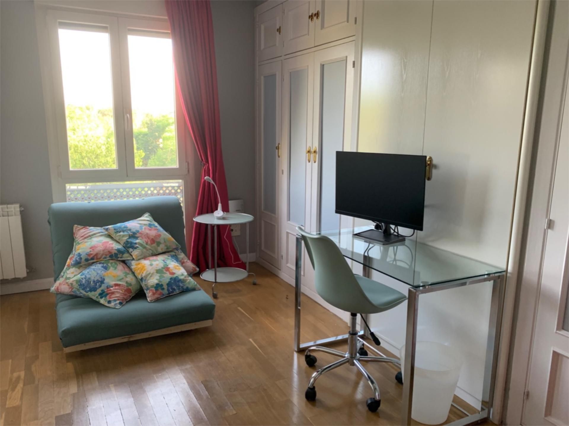 Flat to share in Calle Tubo, 8, Somosaguas