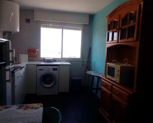 Kitchen of Apartment for sale in Valencia de Don Juan