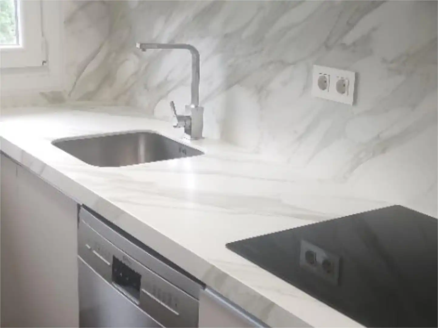 Piso en venta en Calle Sierra de los Hospitales, 1, Tineo Cocina de Piso en venta en Tineo con Calefacción, Jardín privado y Parquet