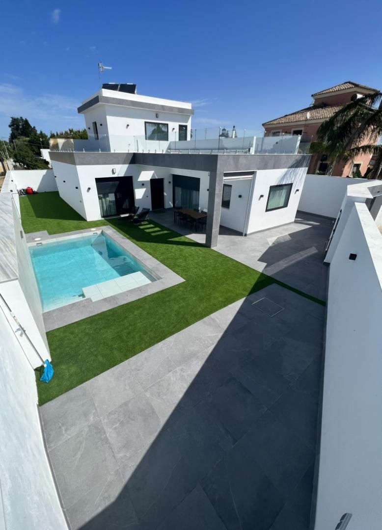House or chalet to rent in Avenida Calzada Duquesa Isabel, 8, Centro - Calzada - Cabo Noval