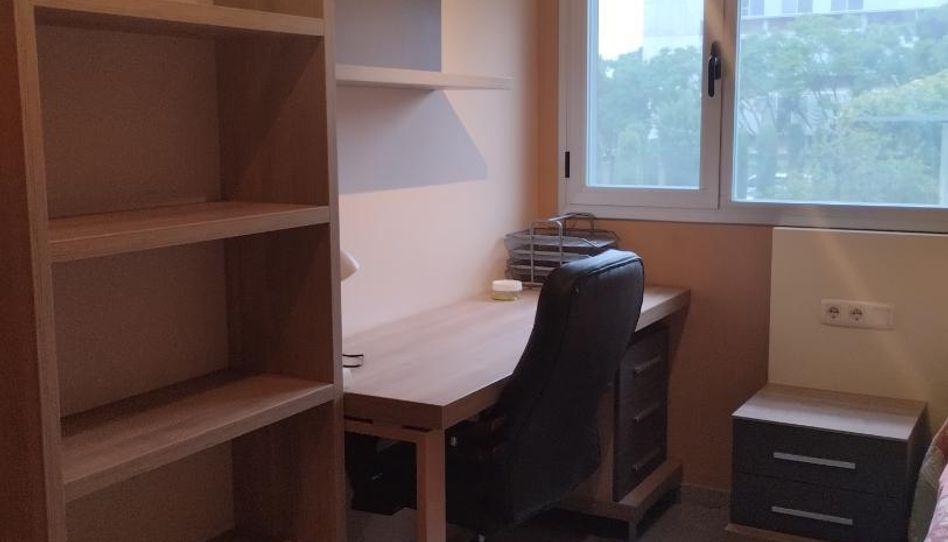 Room in Avinguda Dels Països Catalans, 25, Sant Pere i Sant Pau, Tarragona Capital - image 1 Photo 1 of Room in Avinguda Dels Països Catalans, 25, Sant Pere i Sant Pau, Tarragona Capital