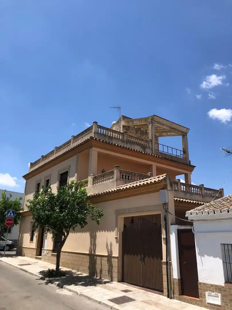 Außenansicht von Einfamilien-Reihenhaus zum Verkauf in San José del Valle mit Klimaanlage, Terrasse und Balkon