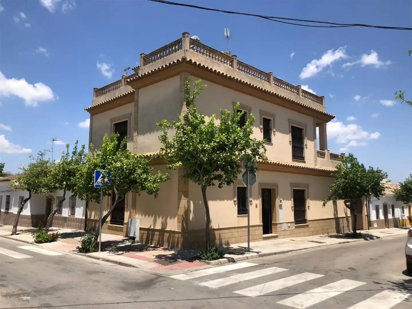 Vista exterior de Casa adosada en venta en San José del Valle con Aire acondicionado, Calefacción y Terraza