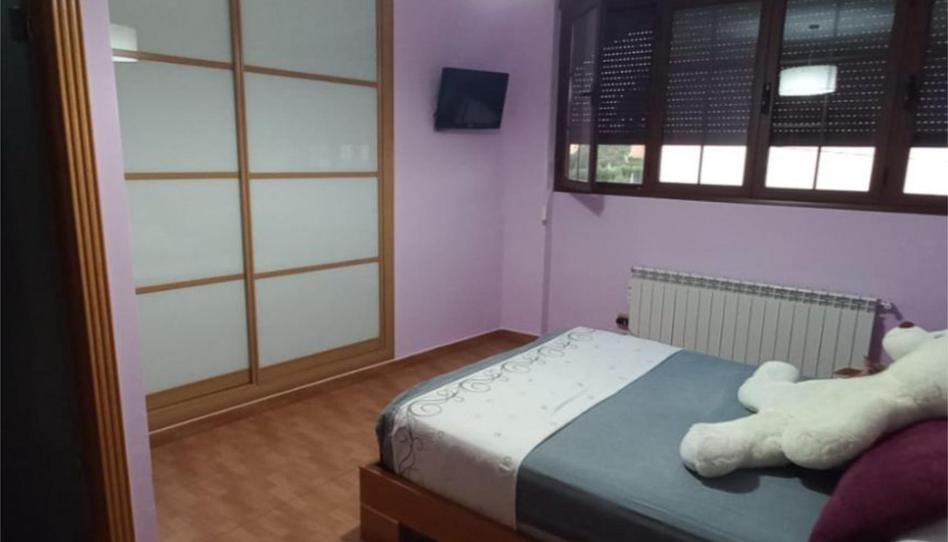 Foto 1 de Casa o chalet en venta en Calle Guadalajara, 47, Cazalegas, Toledo