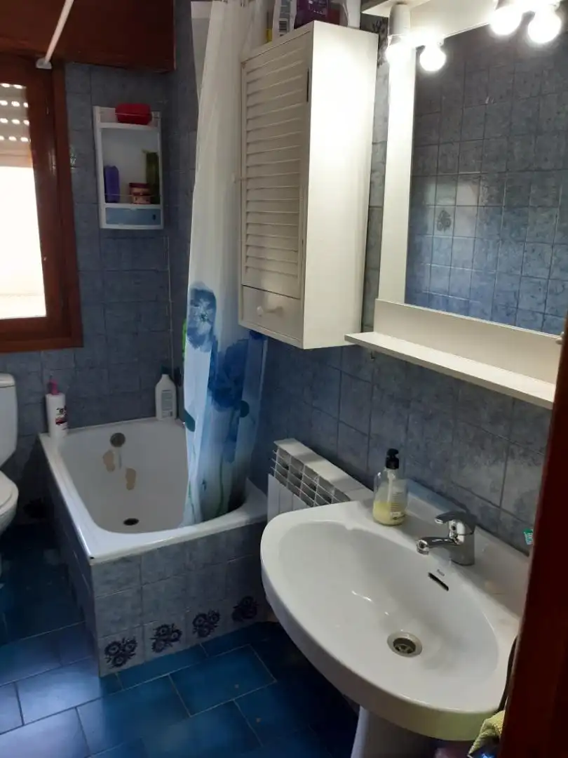 Piso en venta en Frías Baño de Piso en venta en Frías con Calefacción, Jardín privado y Parquet
