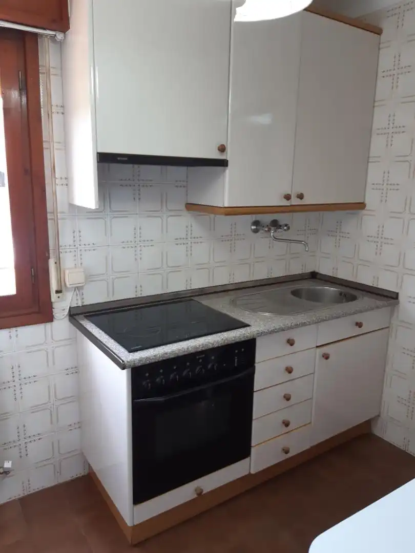 Piso en venta en Frías Cocina de Piso en venta en Frías con Calefacción, Jardín privado y Parquet