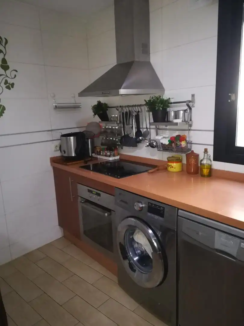 Wohnung zum Verkauf in Calle Teniente Arrabal, 9, Centro Küche von Wohnung zum Verkauf in Ceuta mit Terrasse, Abstellraum und Möbliert