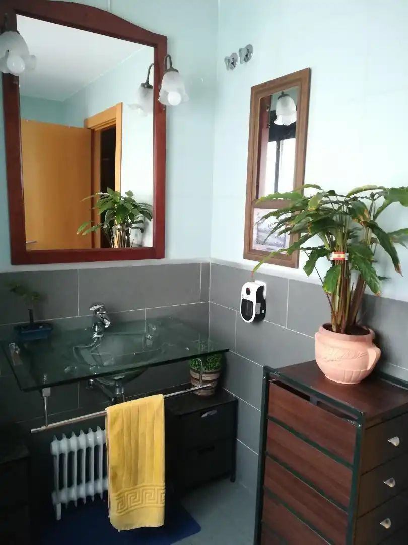 Wohnung zum Verkauf in Calle Teniente Arrabal, 9, Centro Badezimmer von Wohnung zum Verkauf in Ceuta mit Terrasse, Abstellraum und Möbliert