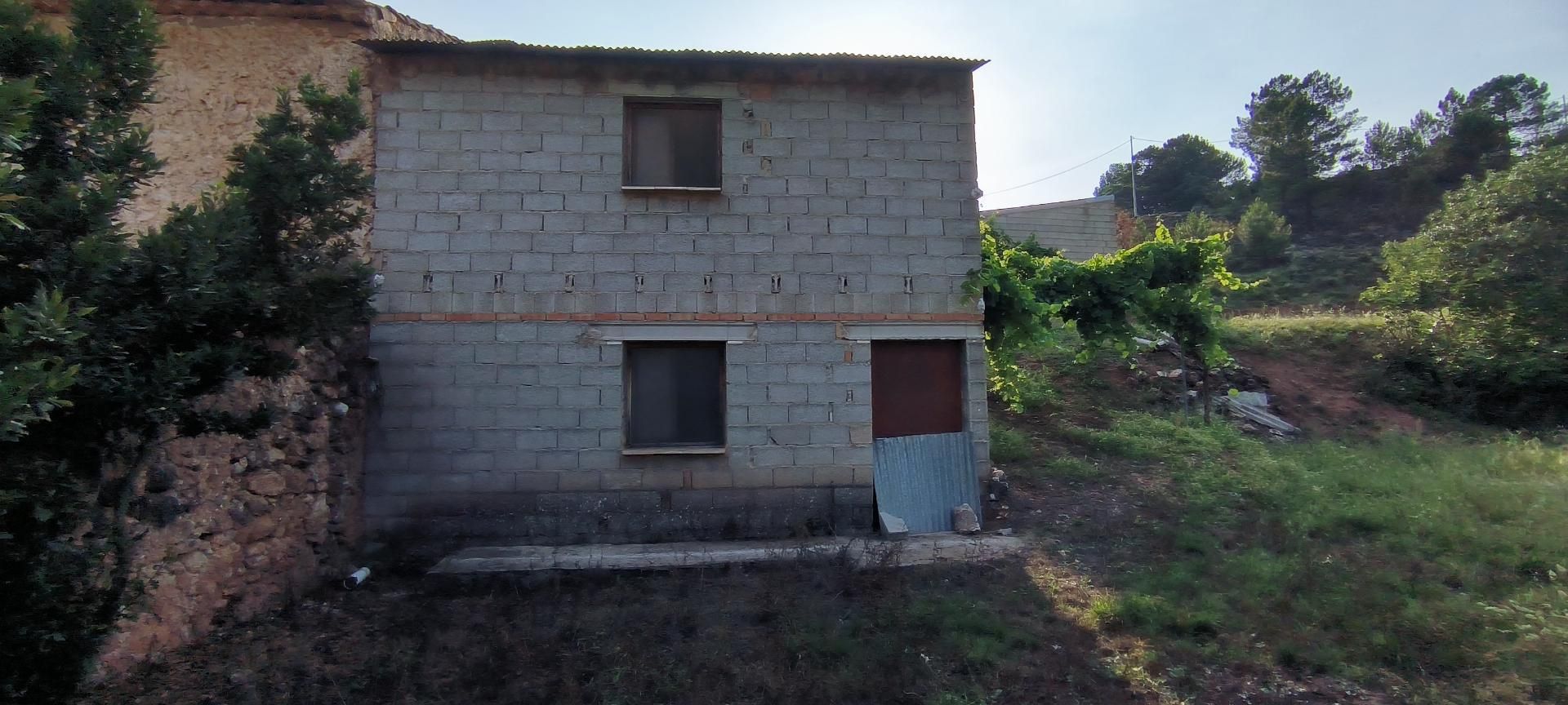 Casa adosada en venda en Riópar amb Jardí privat