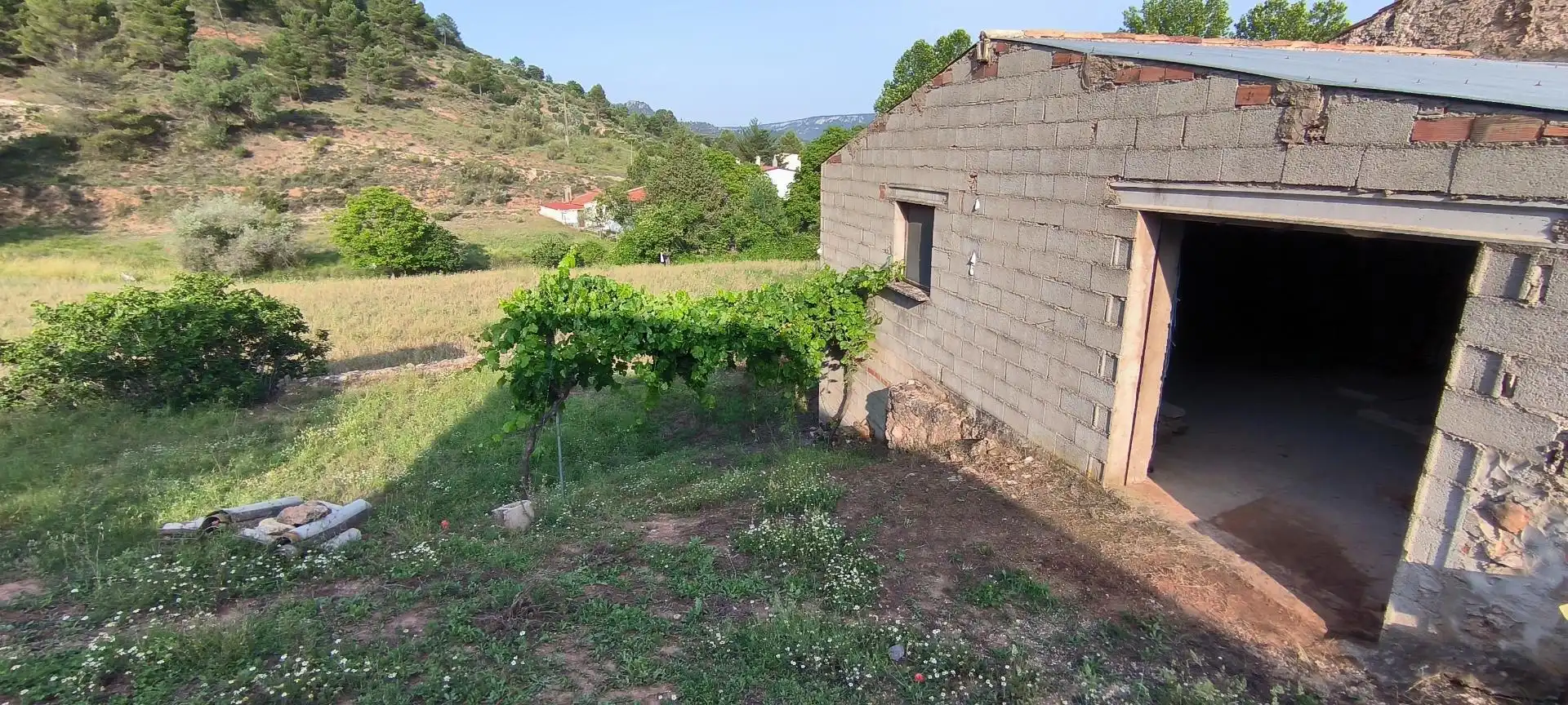 Casa adosada en venta en Riópar con Jardín privado