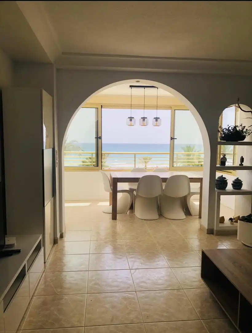 Apartamento de alquiler en Carrer Doctor Severo Ochoa, 1, Playa Muchavista Comedor de Apartamento de alquiler en El Campello con Aire acondicionado, Piscina y Amueblado