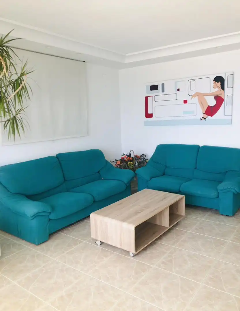 Apartamento de alquiler en Carrer Doctor Severo Ochoa, 1, Playa Muchavista Sala de estar de Apartamento de alquiler en El Campello con Aire acondicionado, Piscina y Amueblado