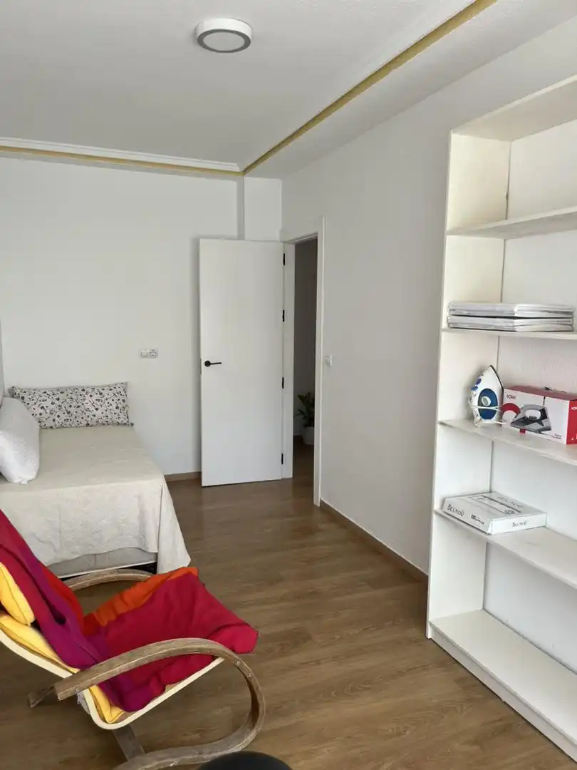 Habitación de Piso de alquiler en La Puerta de Segura con Calefacción, Amueblado y Horno