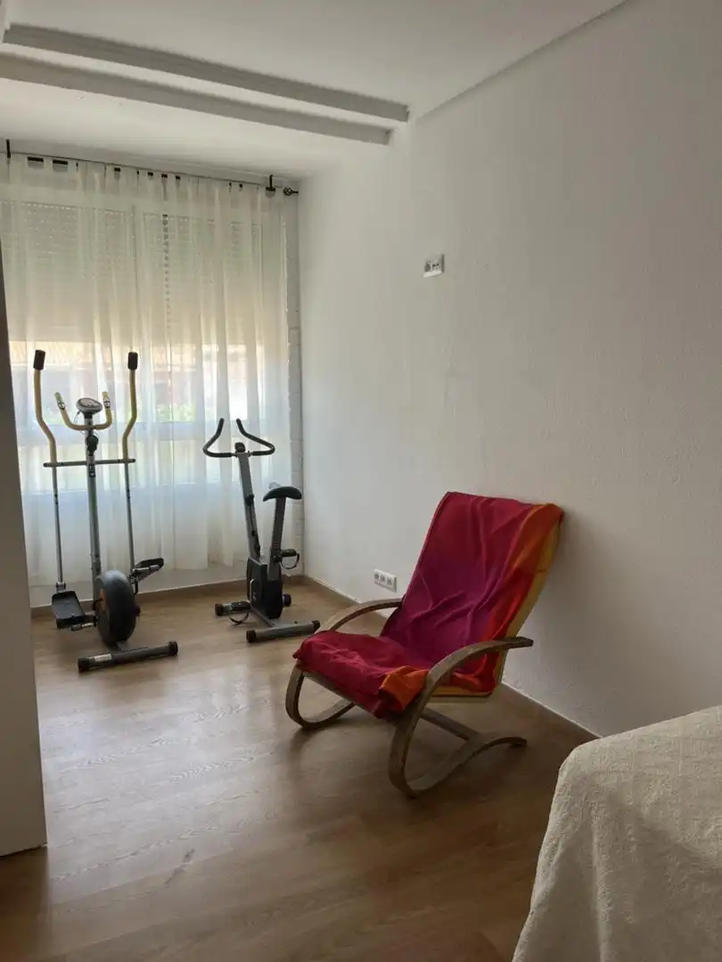 Habitación de Piso de alquiler en La Puerta de Segura con Calefacción, Amueblado y Horno