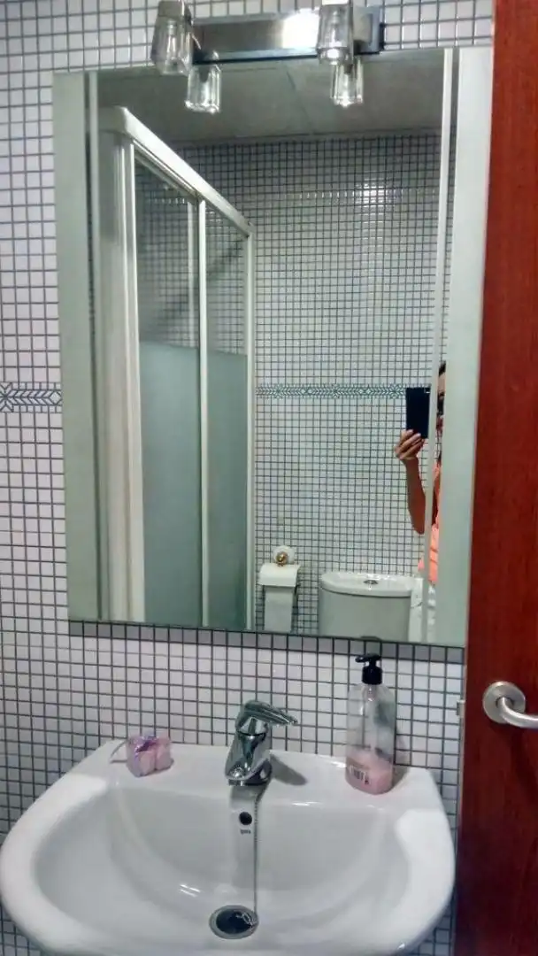Bany de Pis en venda en Andújar amb Aire condicionat, Calefacció i Moblat