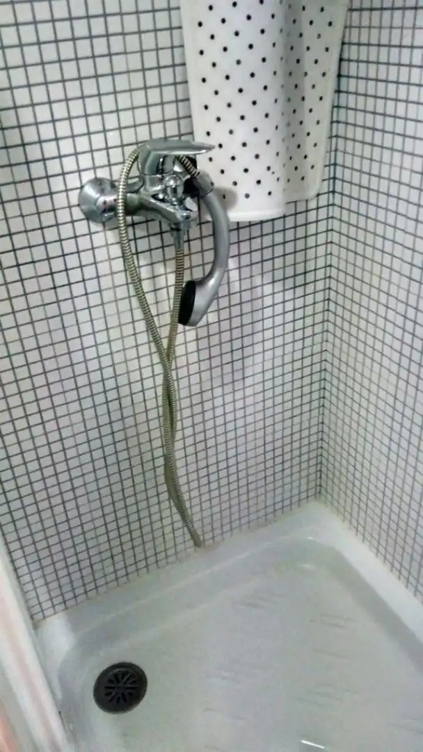 Bany de Pis en venda en Andújar amb Aire condicionat, Calefacció i Moblat
