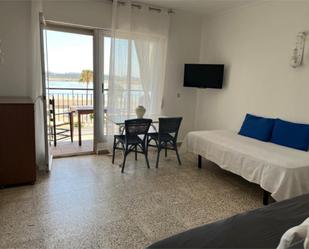 Schlafzimmer von Wohnung miete in Punta Umbría mit Terrasse, Waschmaschine und Mikrowelle